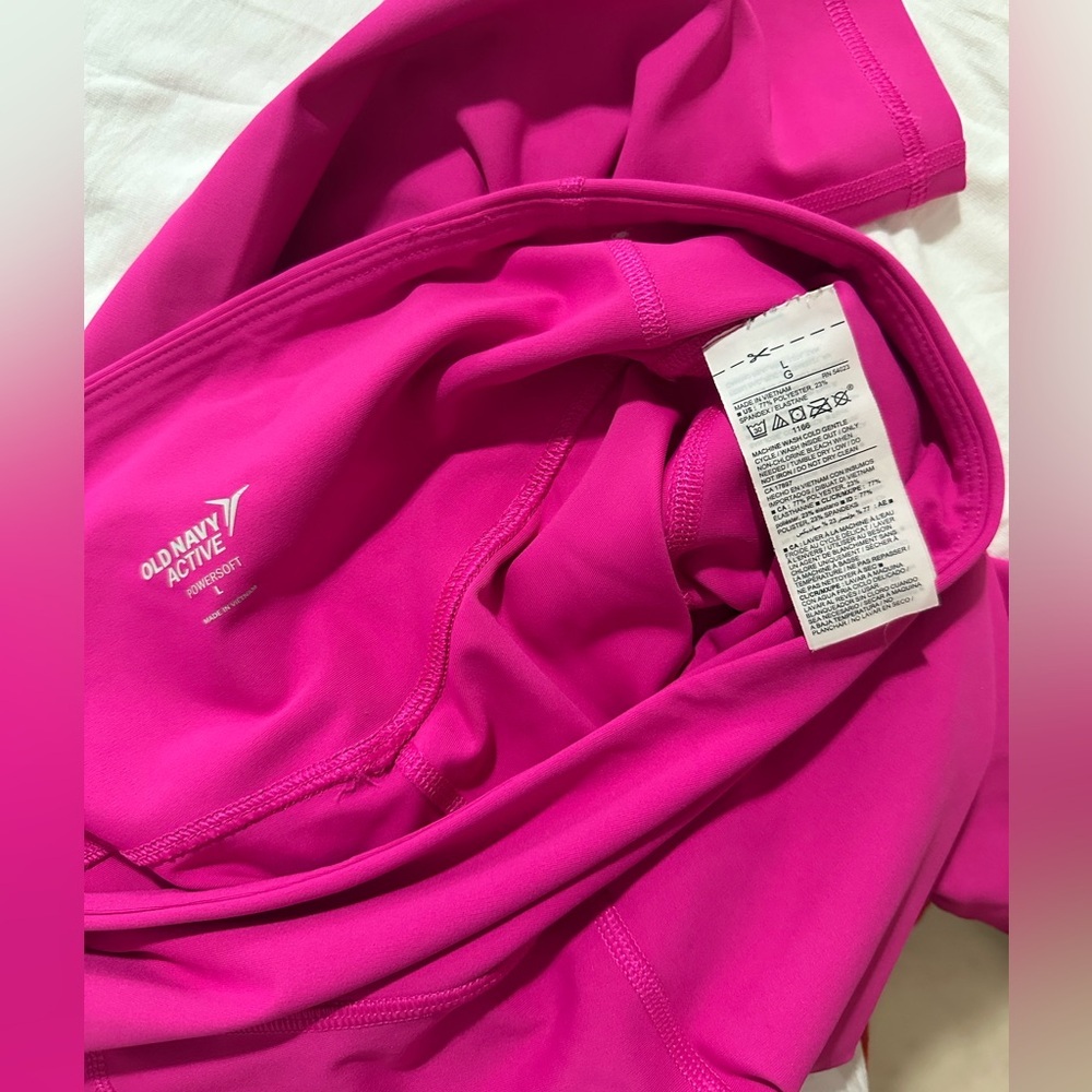 Old Navy vibrant Pink Cropped Leggings - Picture 4 of 4